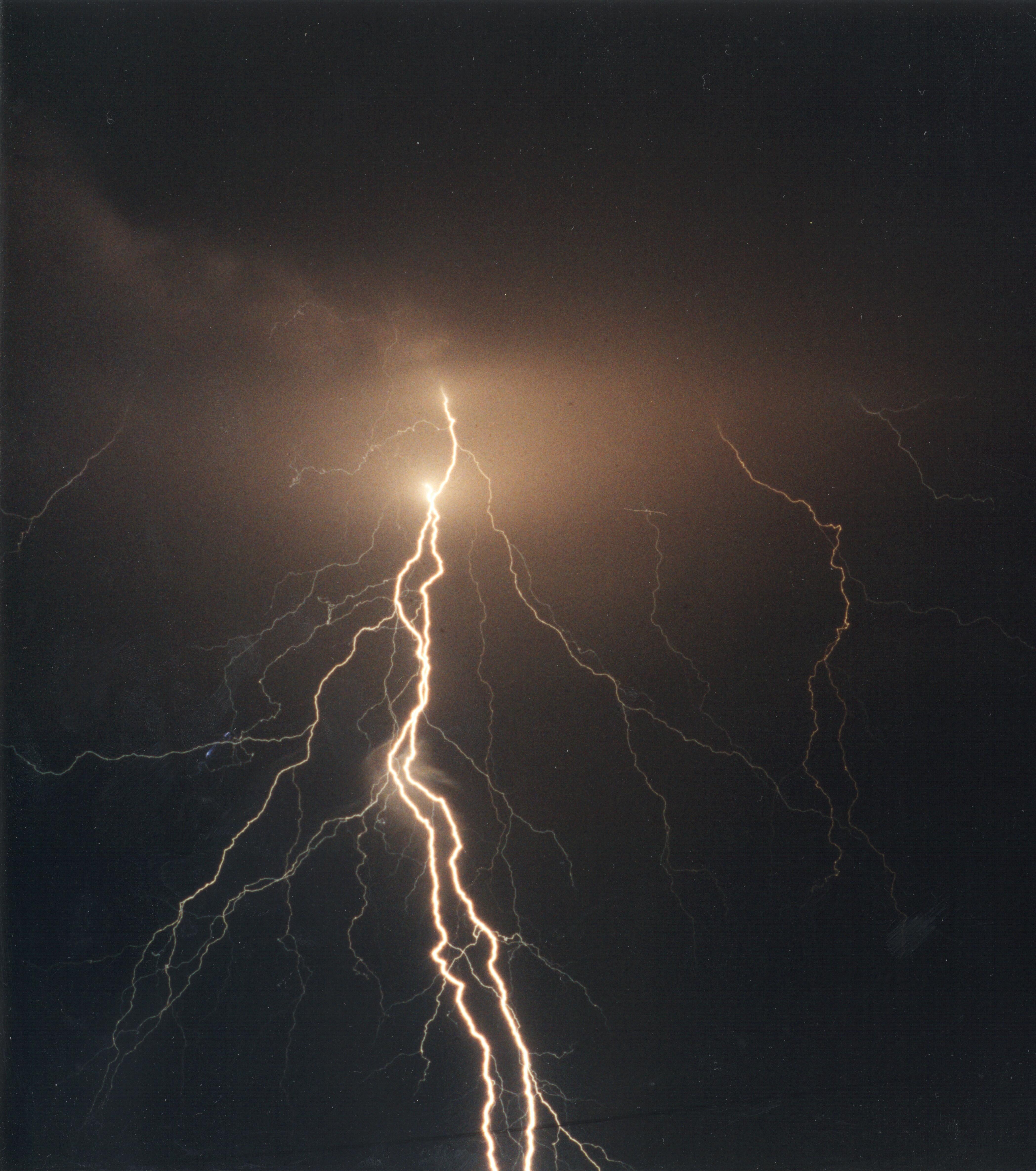 lightning-2a.jpg
